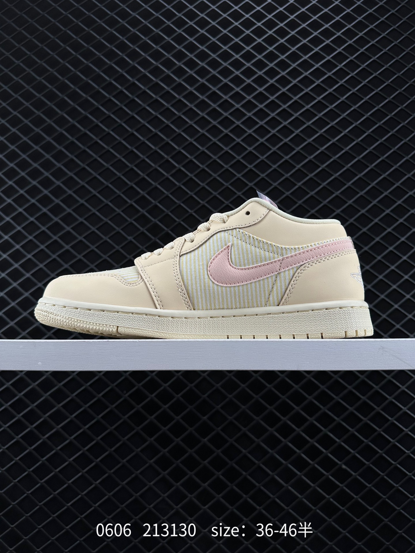 Nike Wmns Air Jordan 1 Low”White Wolf Grey“